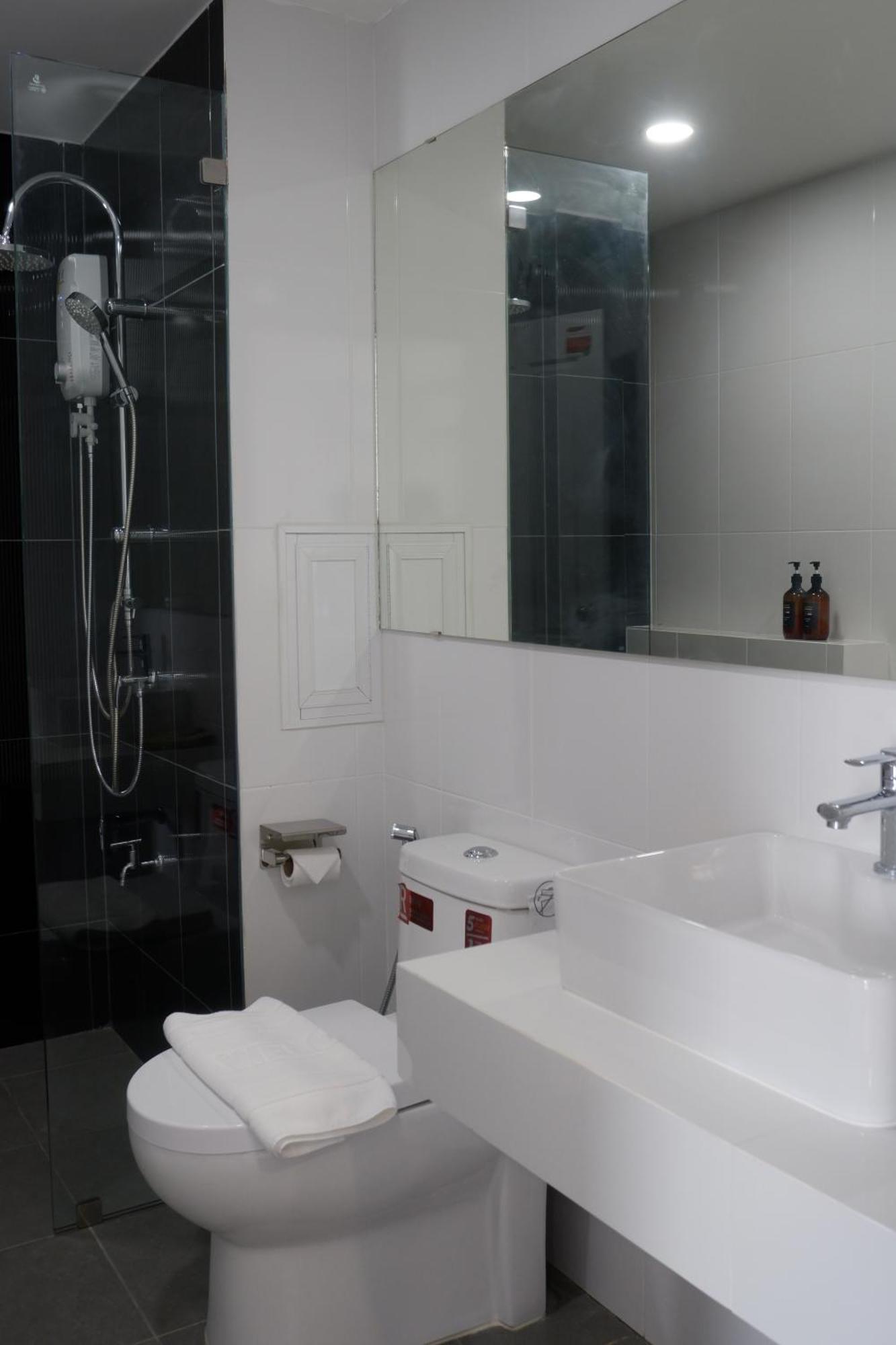 Darin Chiangmai Hotel And Residence Чиангмай Экстерьер фото